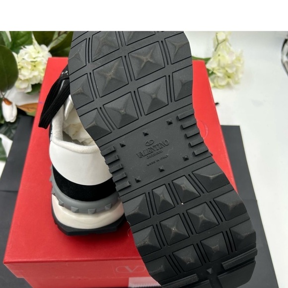 AUTHENTIC VALENTINO GARAVANI LACE STUDDED SNEAKERS Sz 41 - Picture 5 of 10